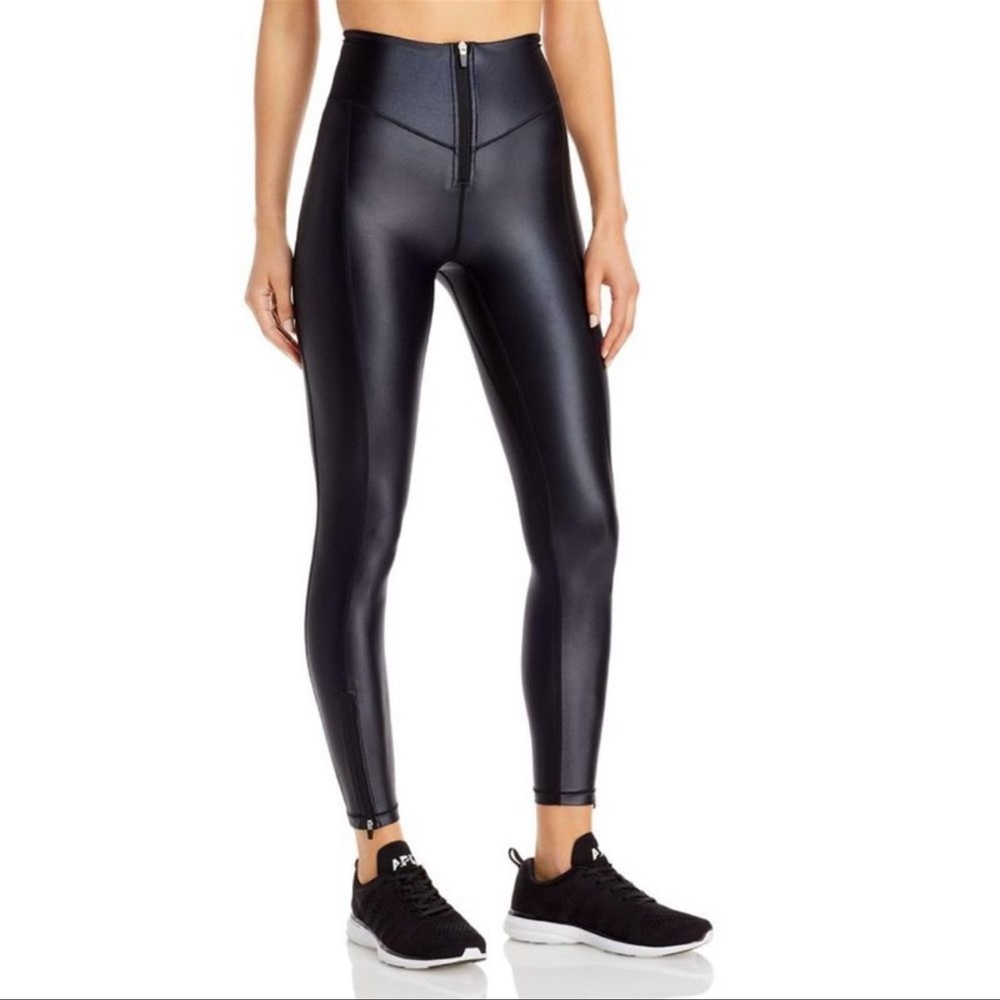 All Access leggings, great condition, barely worn.  Size medium, ankle zip